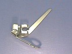 Darning/embroidery foot for Singer low shank HP04195