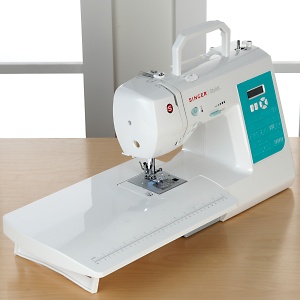 Table for the SINGER 7400 series Table for the SINGER 7400 series